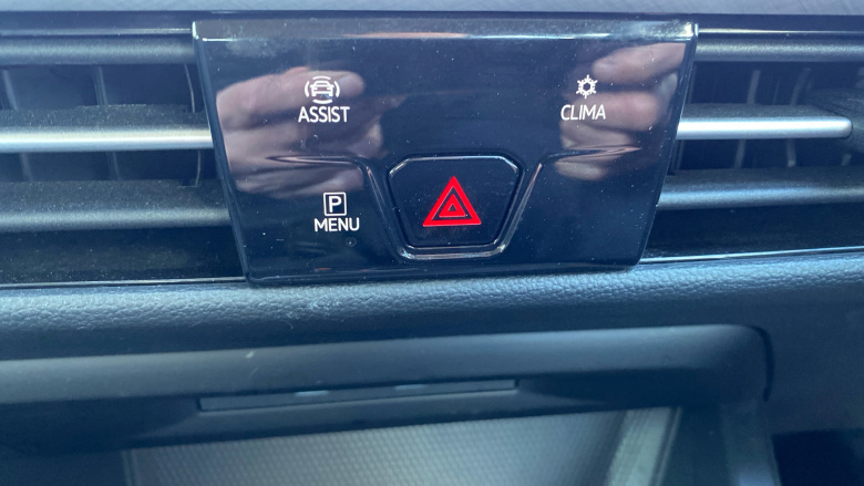 Volkswagen Golf 1.5 eTSI 150 Life 5dr DSG Petrol Hatchback